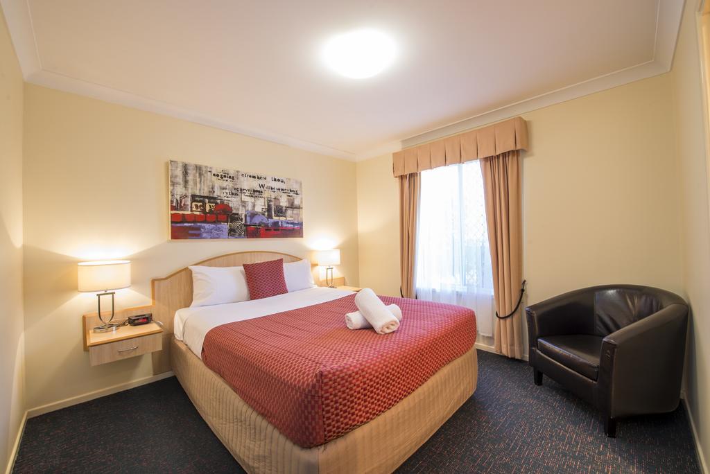 Cotswold Motor Inn Toowoomba Exterior foto